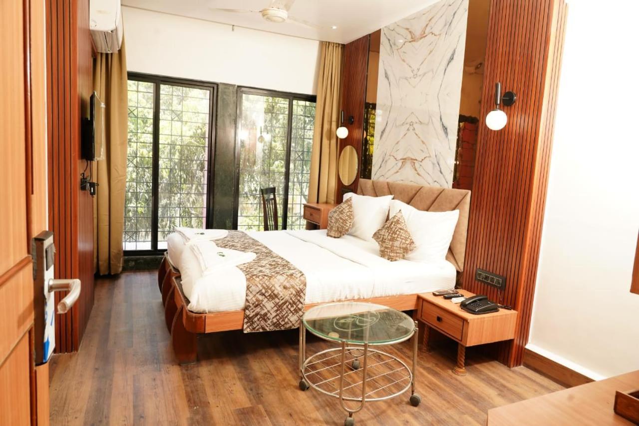 Hotel Padma Krishna Pune Exterior photo